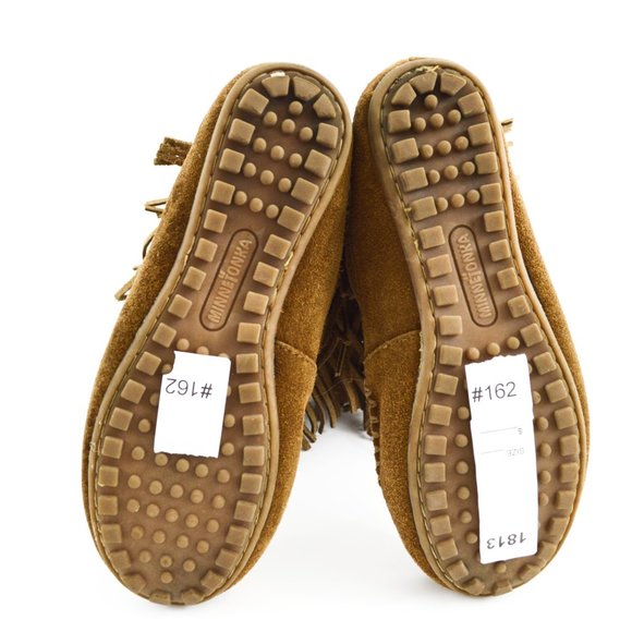 Minnetonka Fringe Boots #162-1813 - Picture 5 of 5